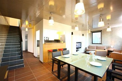 Cowool Lille D'ascq - Ex Olivarius Aparthotel 3*